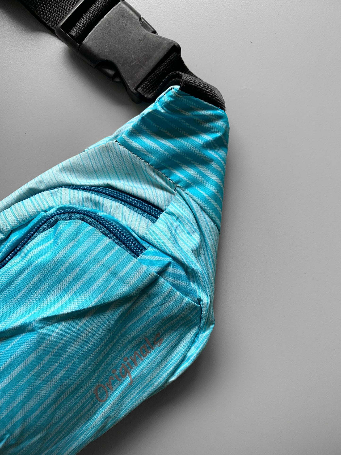 Ehjaio Waist Bag