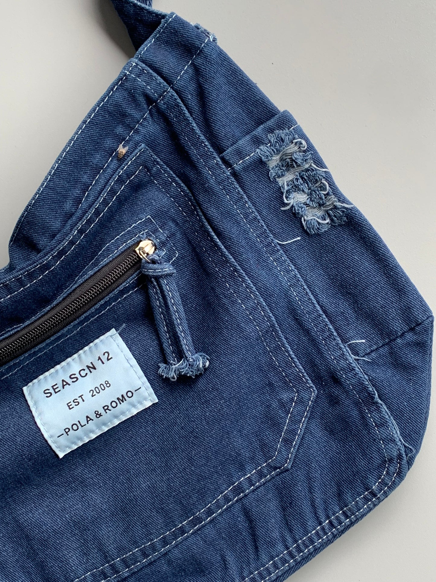 SEASCN-12 Denim Messenger