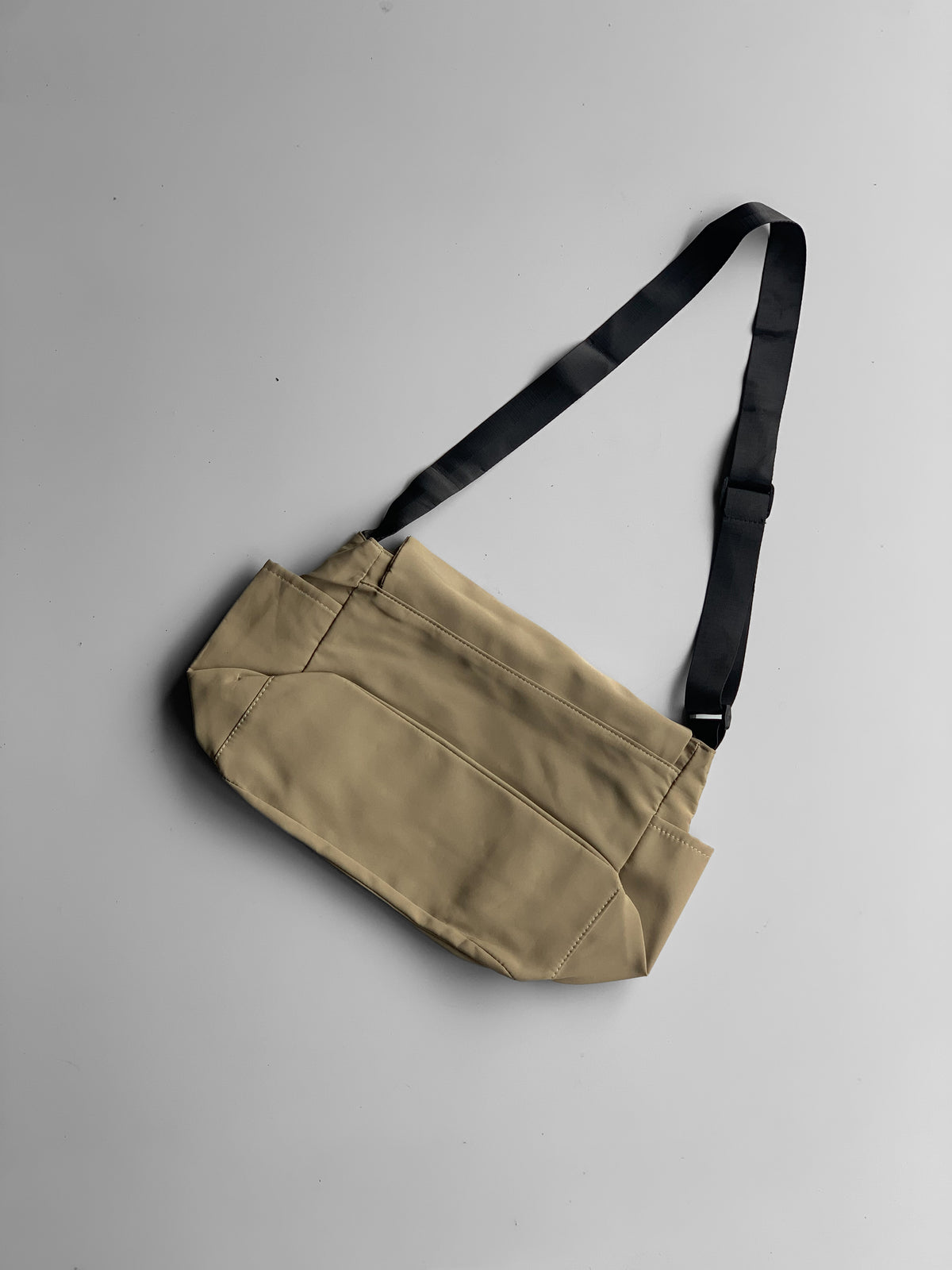STREETXY imp messenger bag