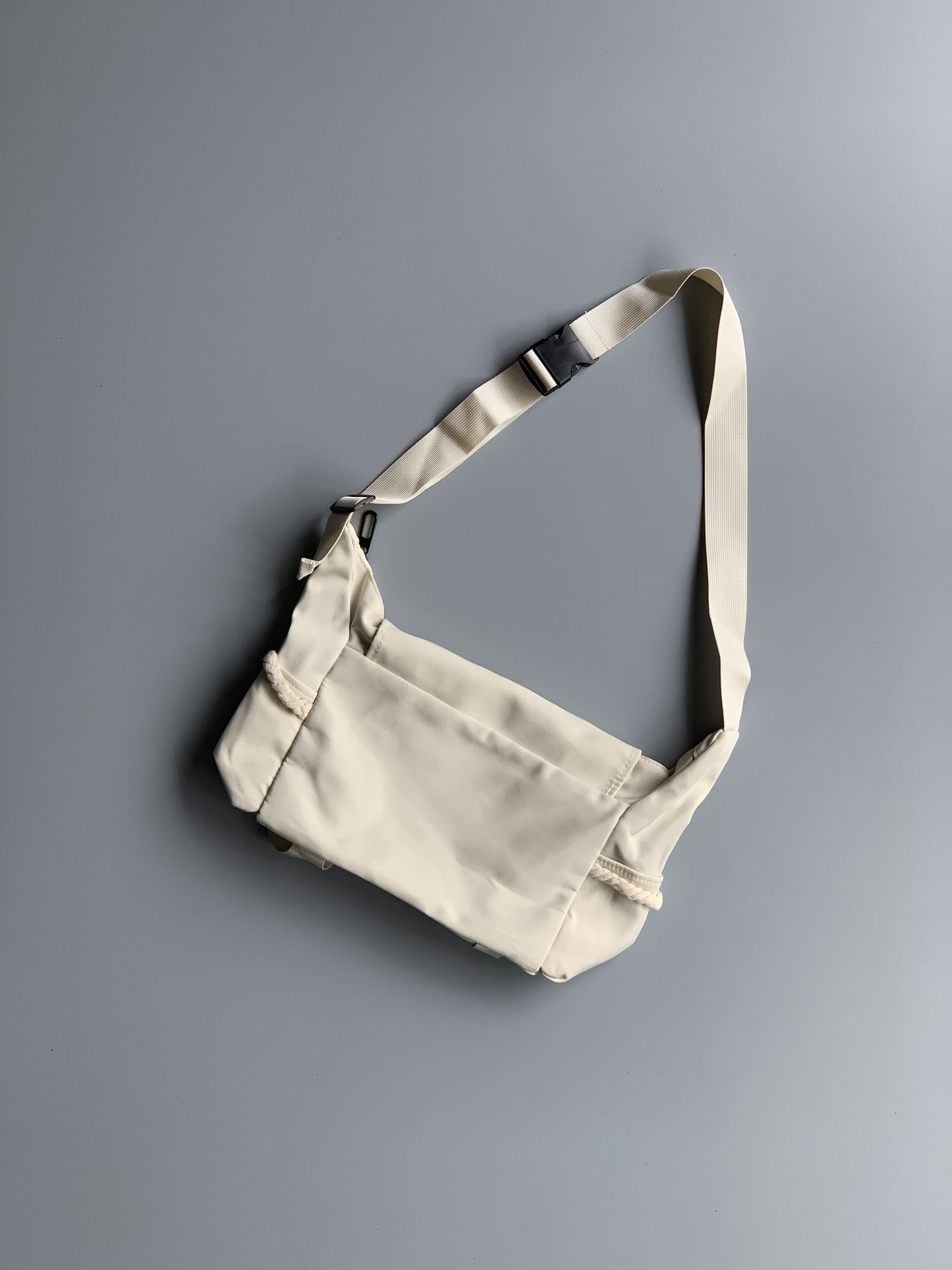 Milo Imp Messenger Bag