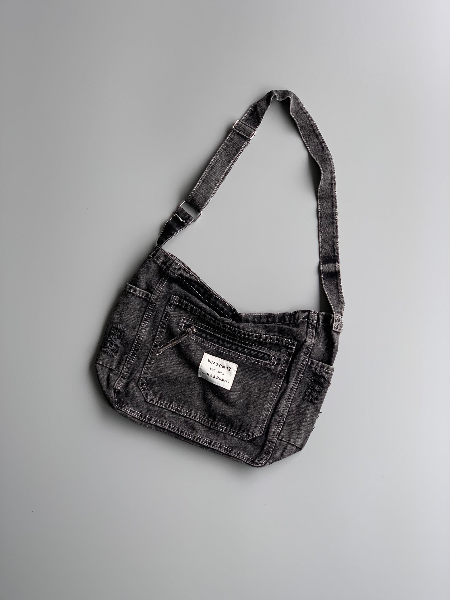 SEASCN-12 Denim Messenger