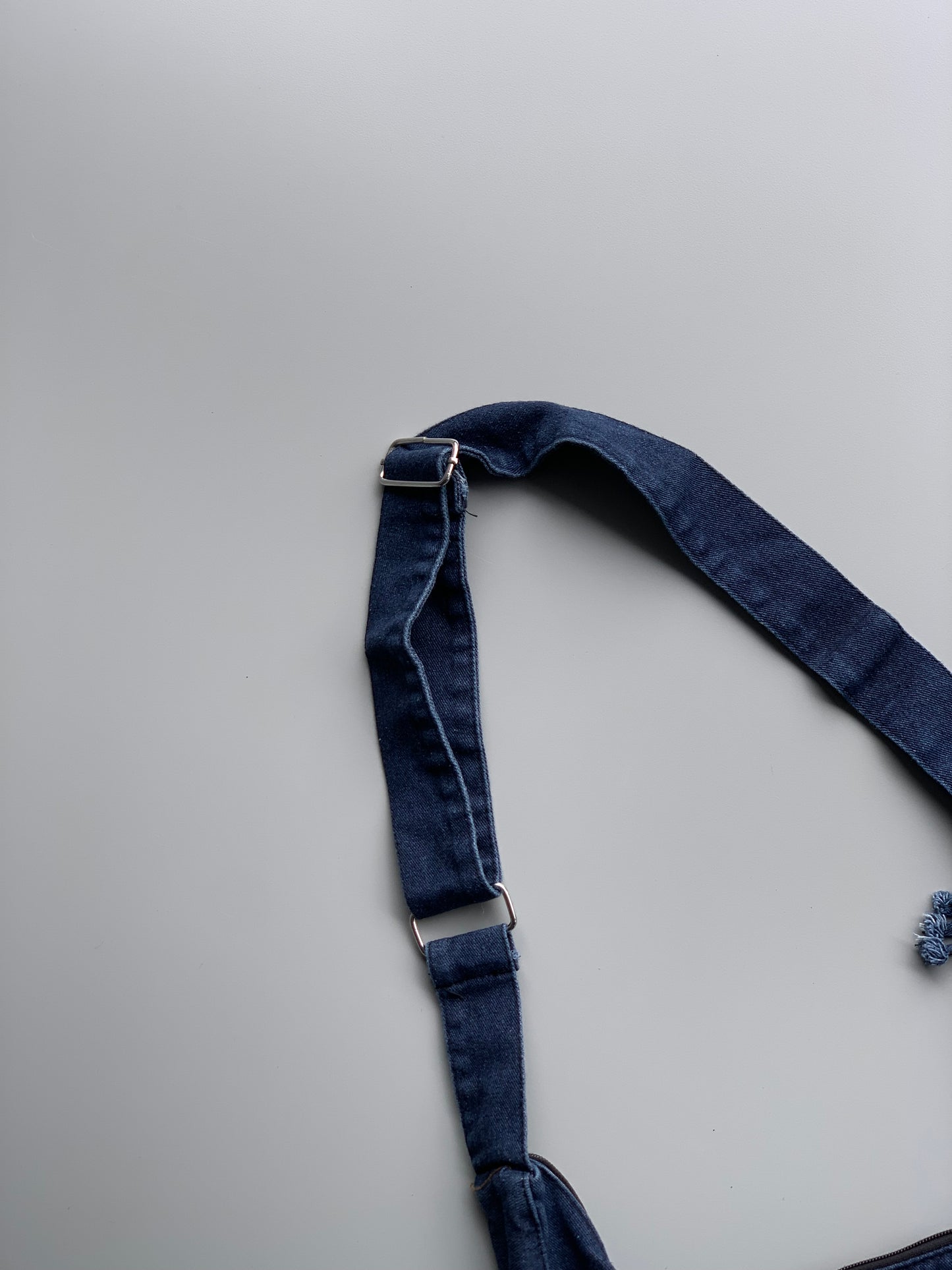 Eyuin Imp Denim Sling