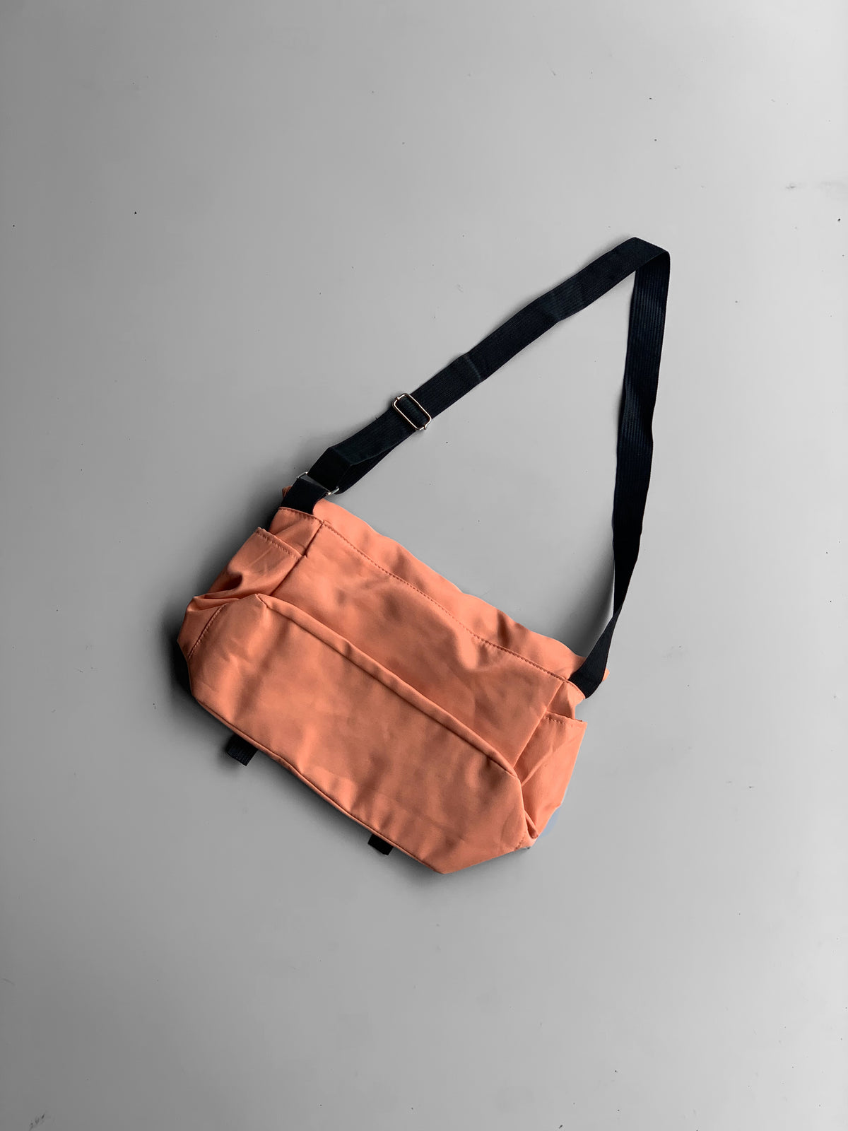 tooling imp messenger bag