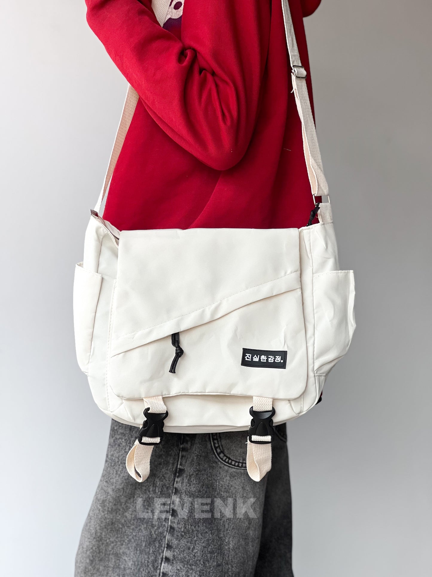 Cosmic Sta white Messenger
