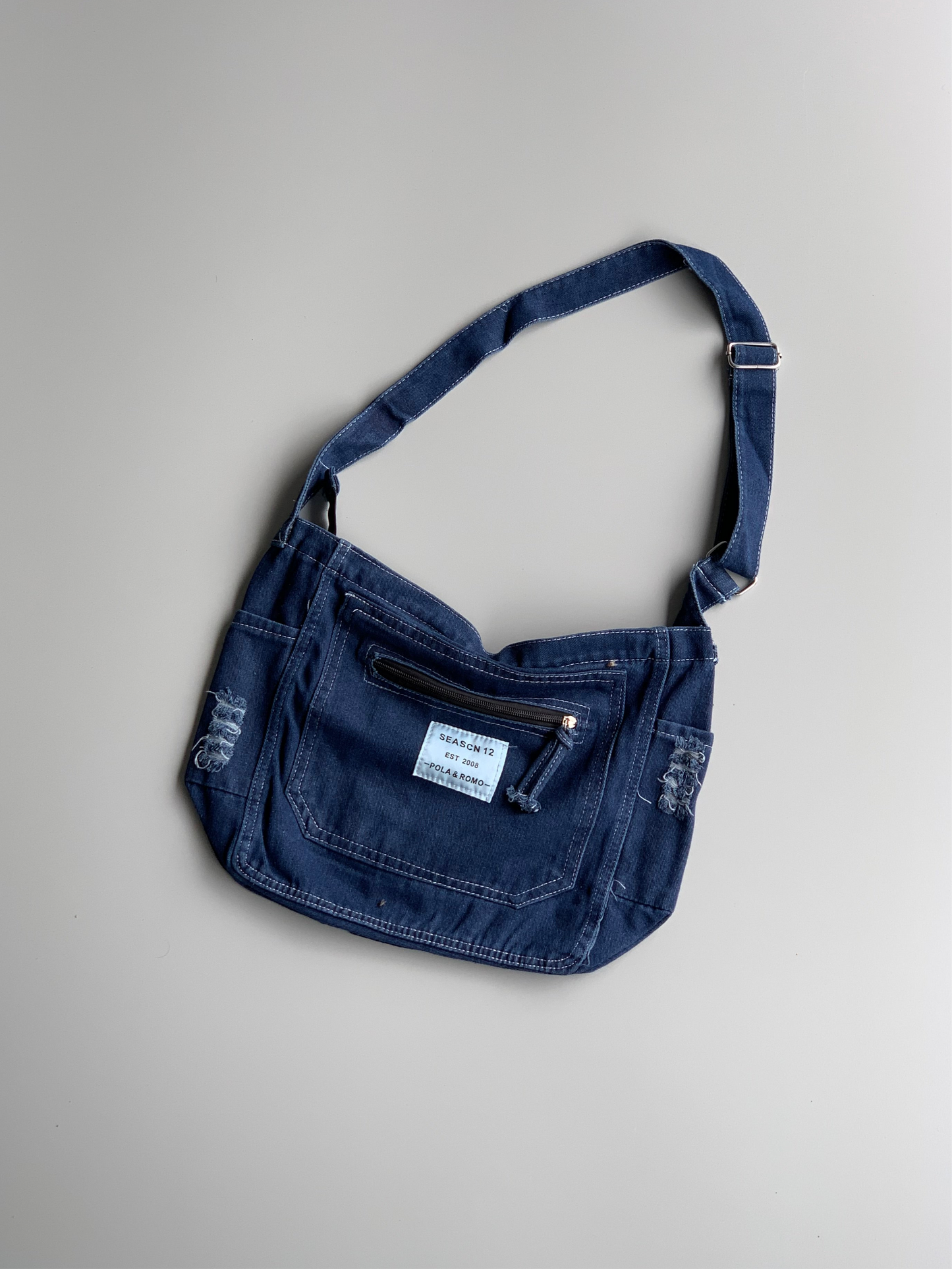 SEASCN-12 Denim Messenger