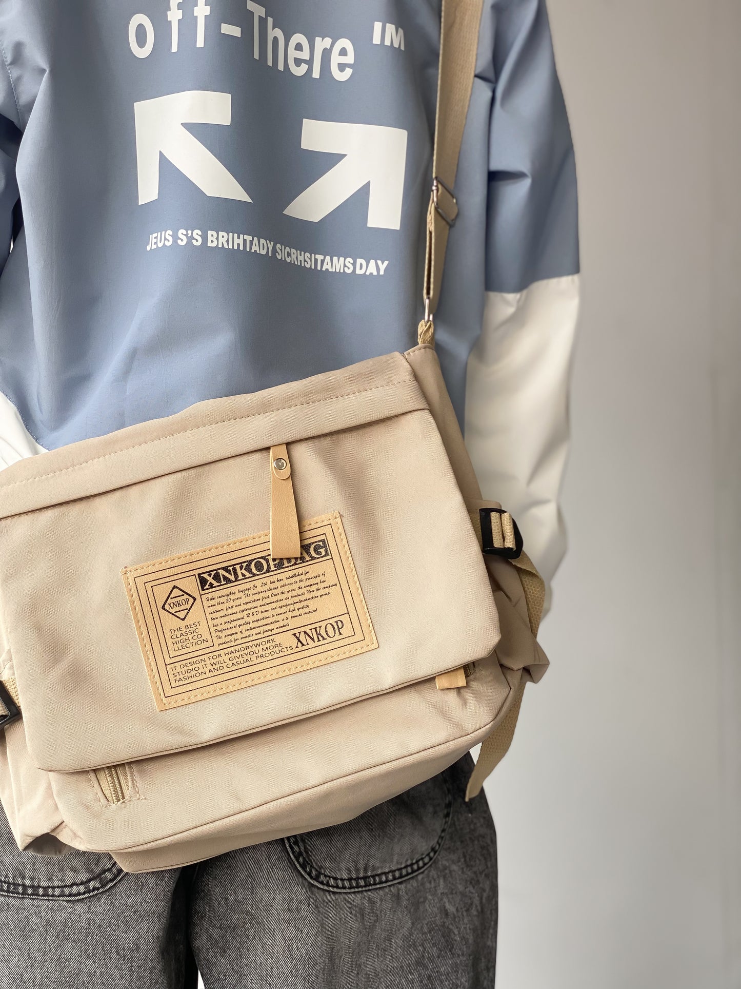 Xnkop Messenger Bag