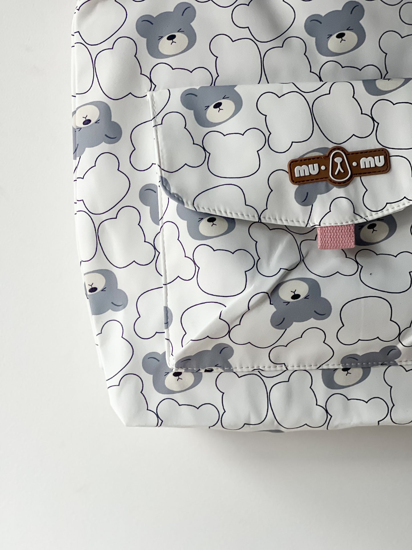 Mumu white printed tote