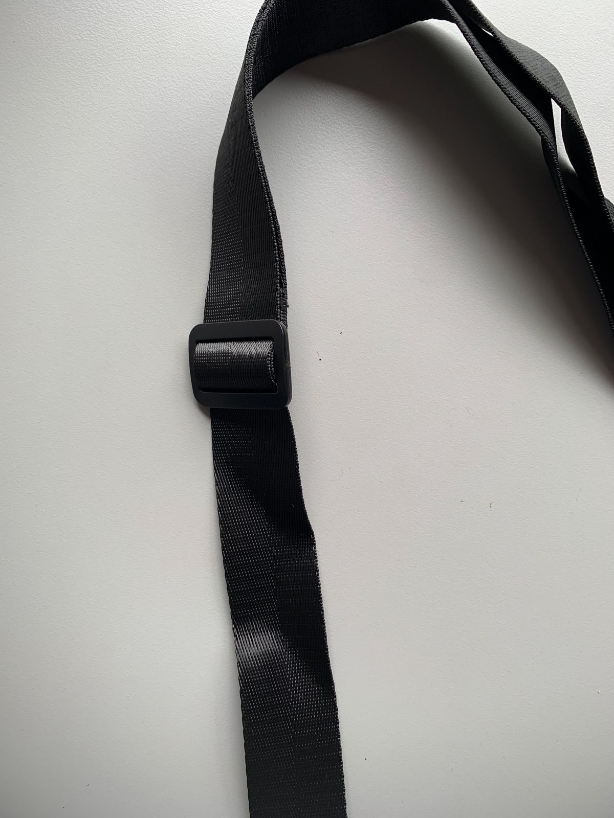 Yui Imp Small Sling