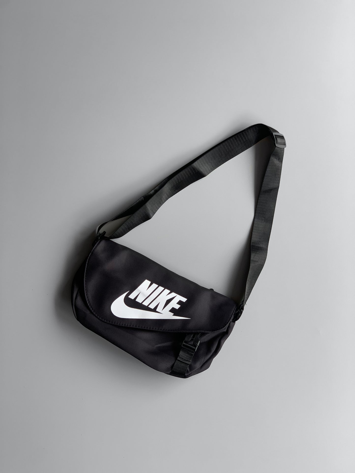 Nike Imp Messenger Bag