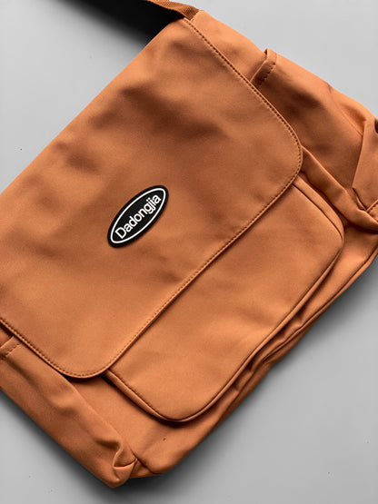 Dadongjia messenger bag