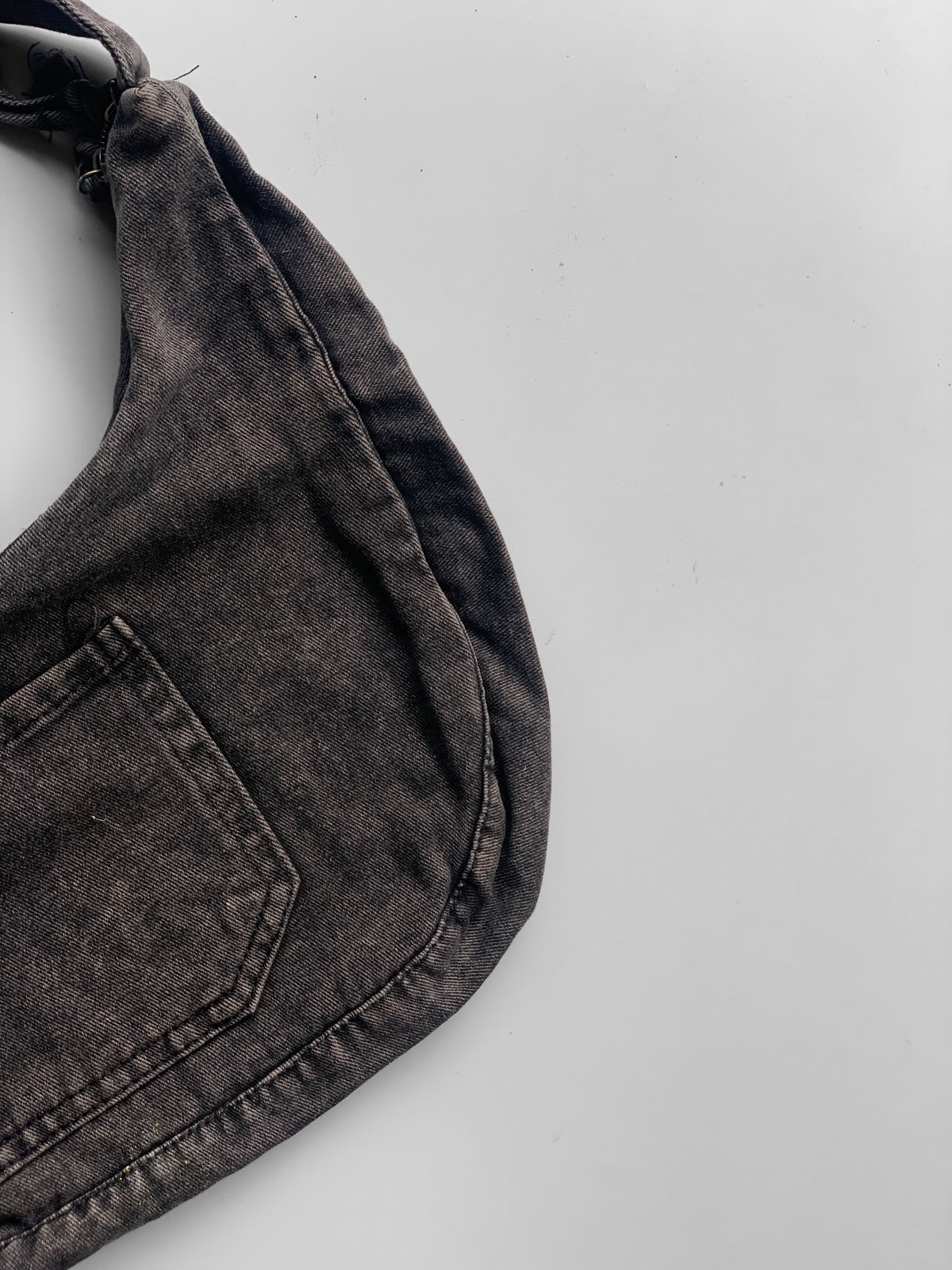 Eyuin Imp Denim Sling