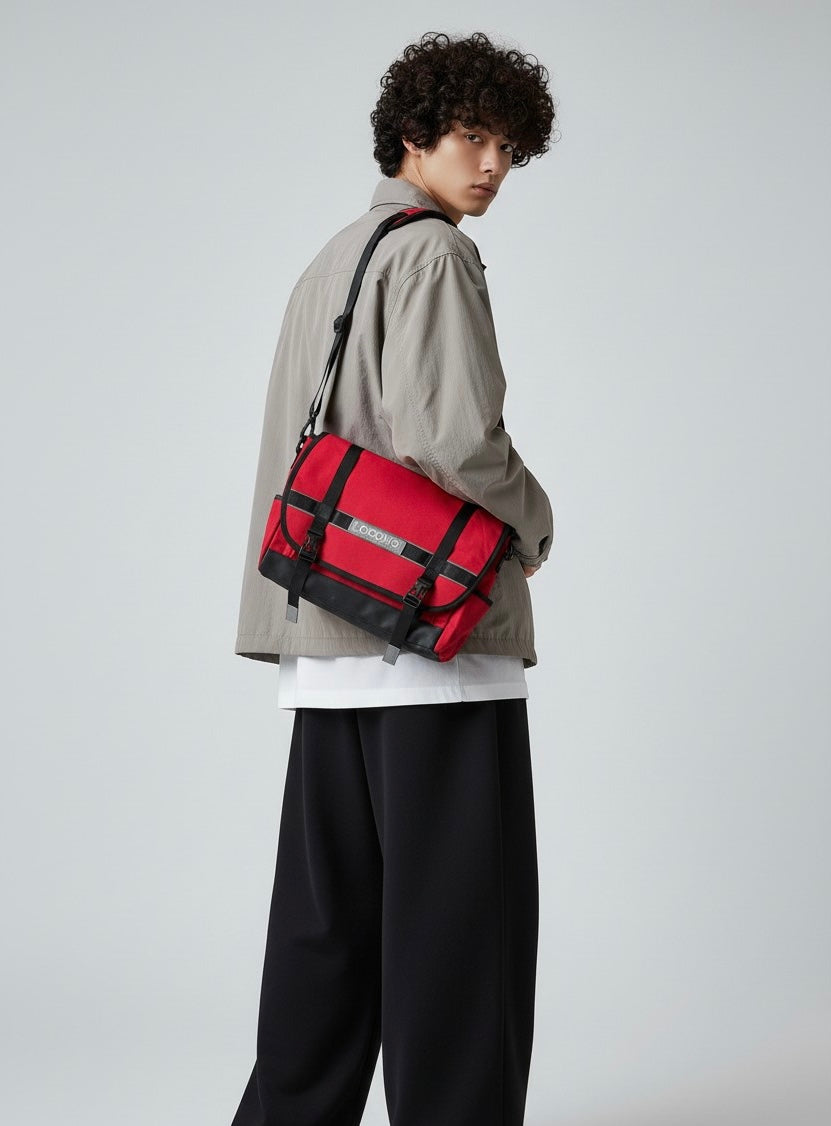 Champ de Messenger Bag