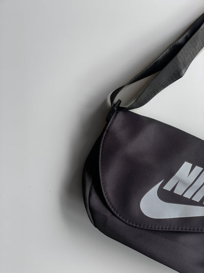 Nike Imp Messenger Bag