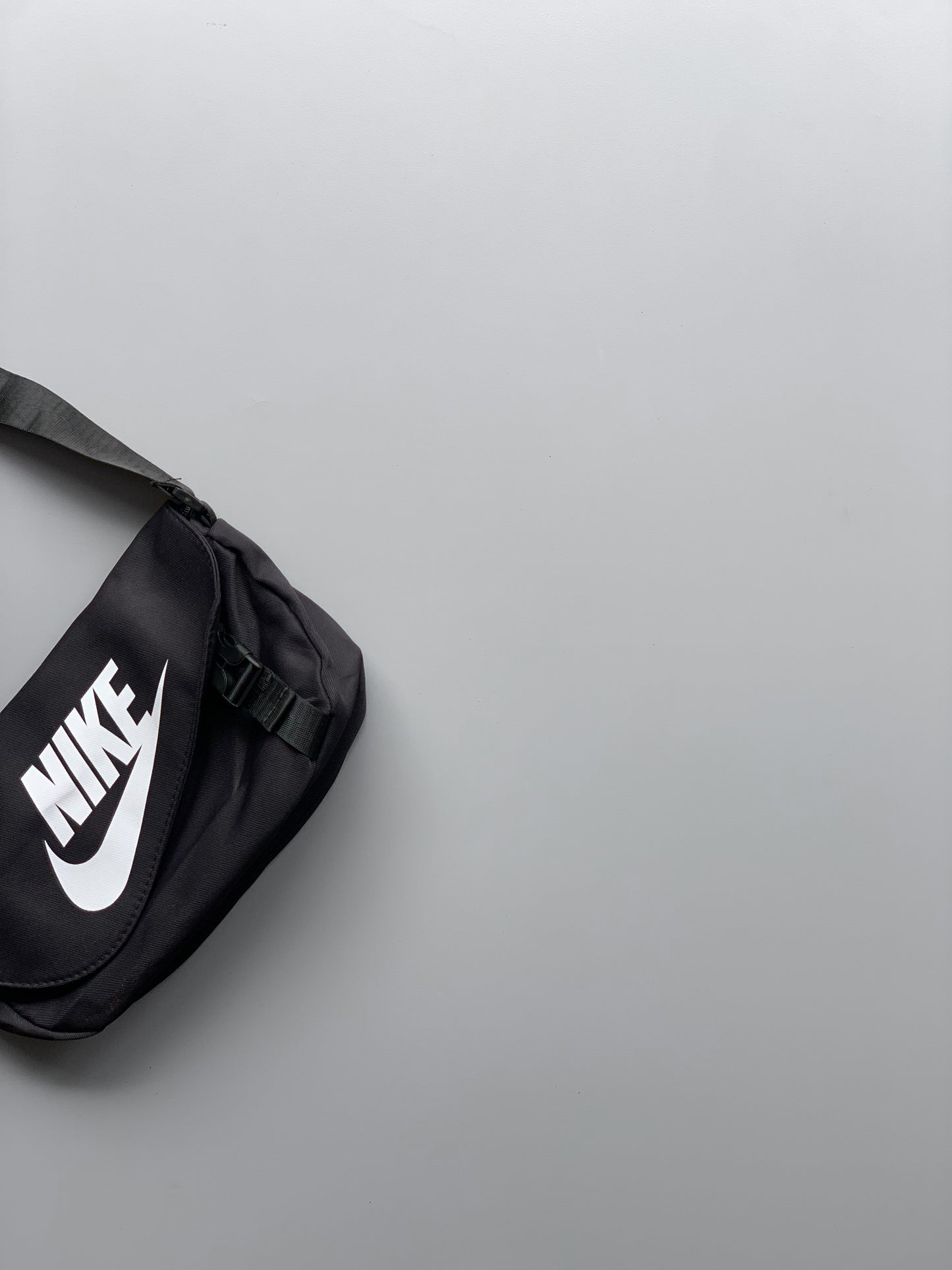 Nike Imp Messenger Bag