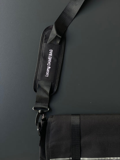 Champ de Messenger Bag