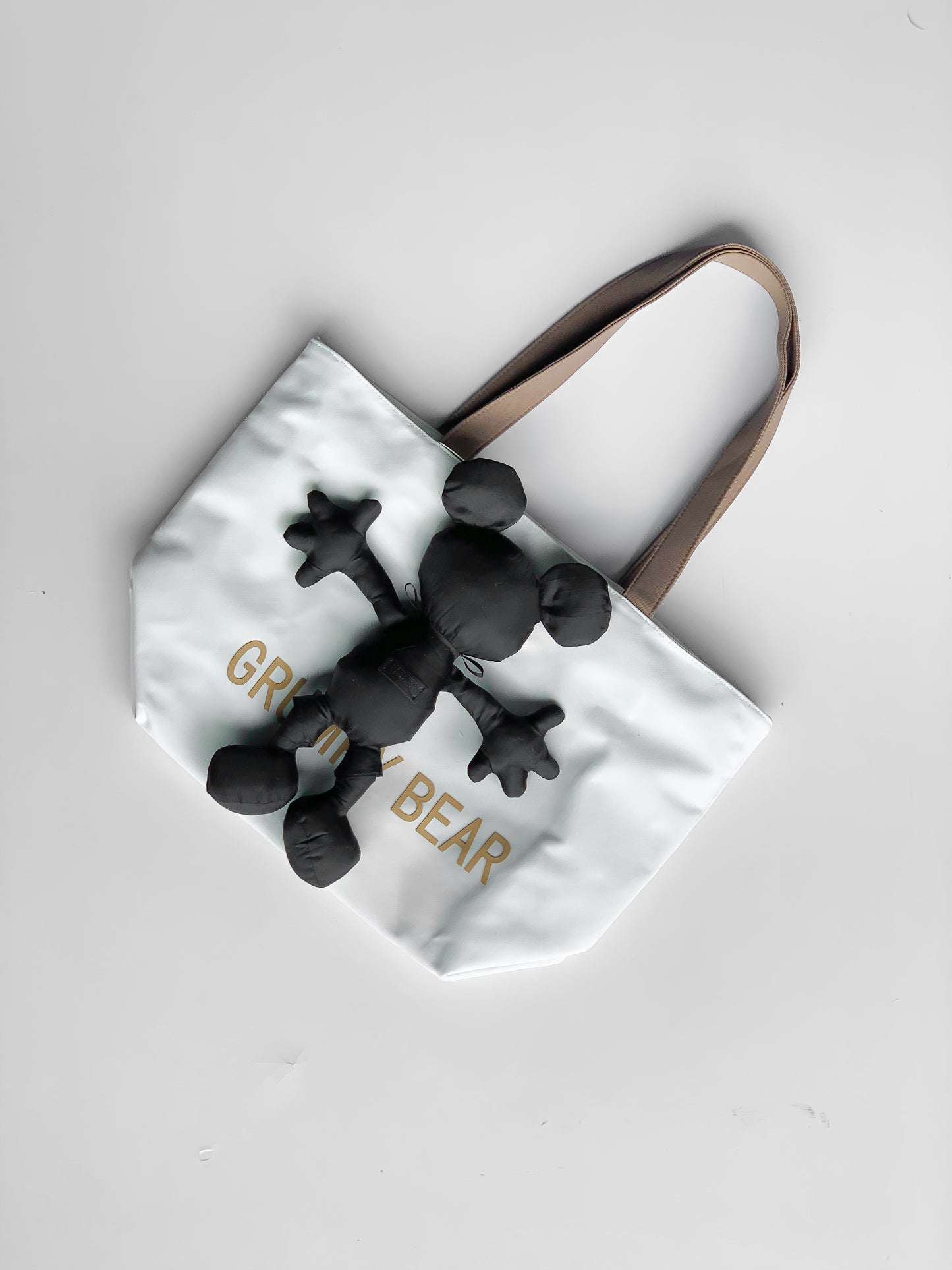 Edahk Imp korean Tote