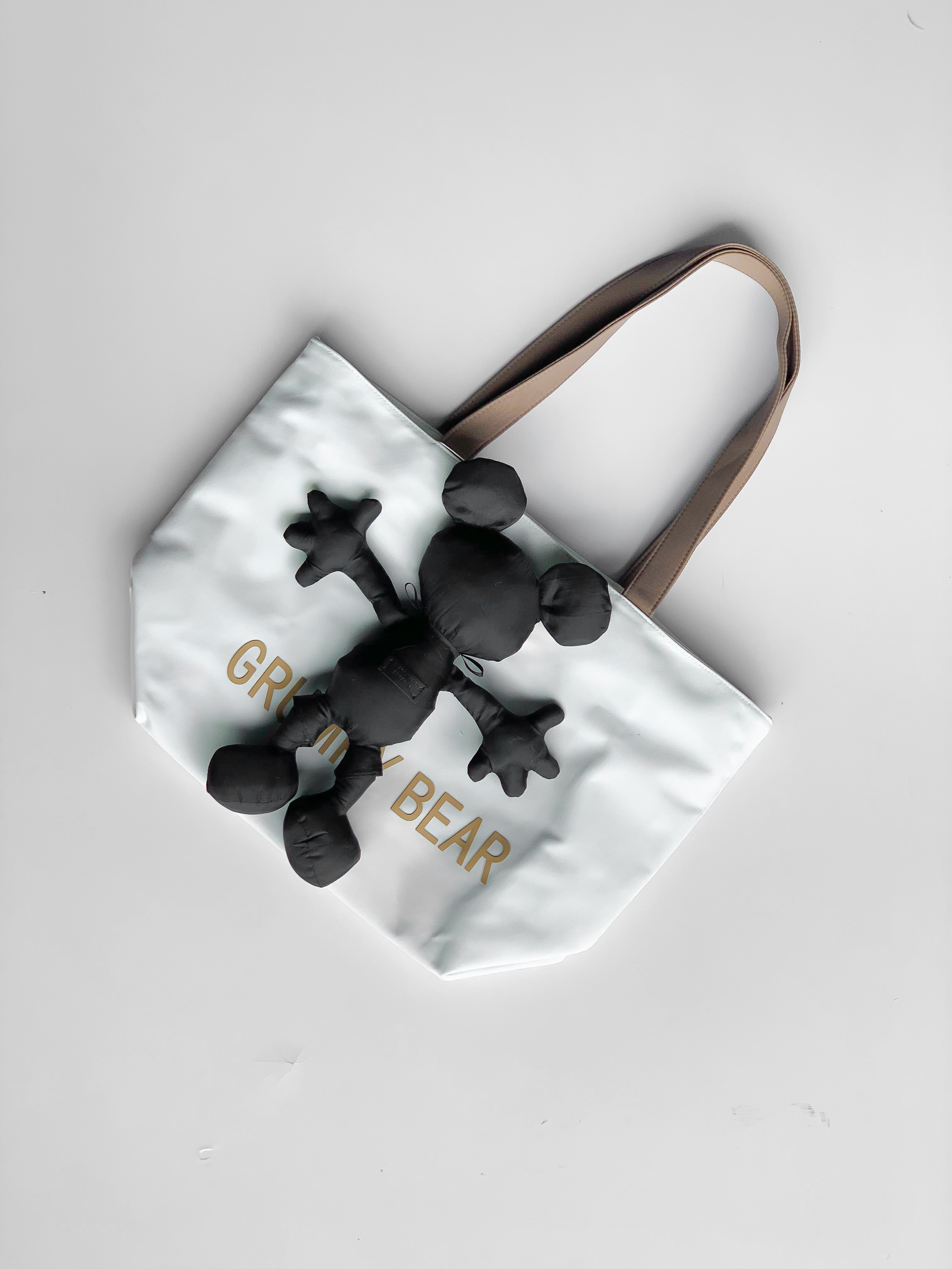 Edahk Imp korean Tote