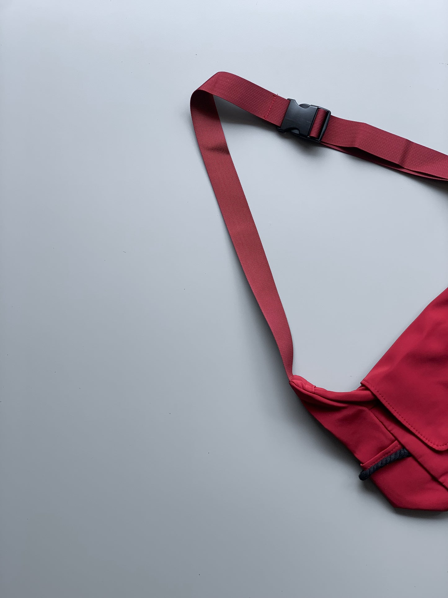 Milo Imp Messenger Bag