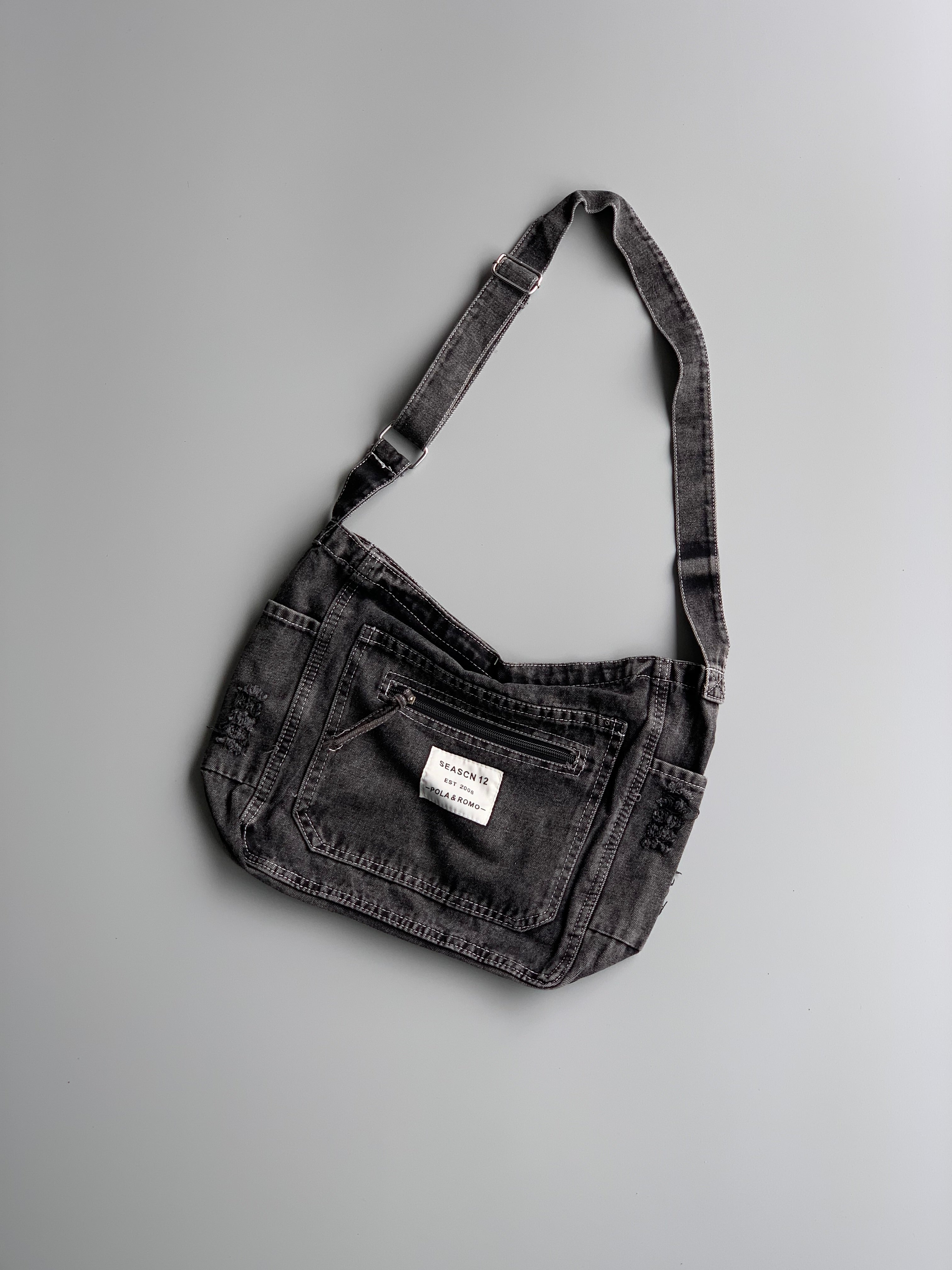 SEASCN-12 Denim Messenger