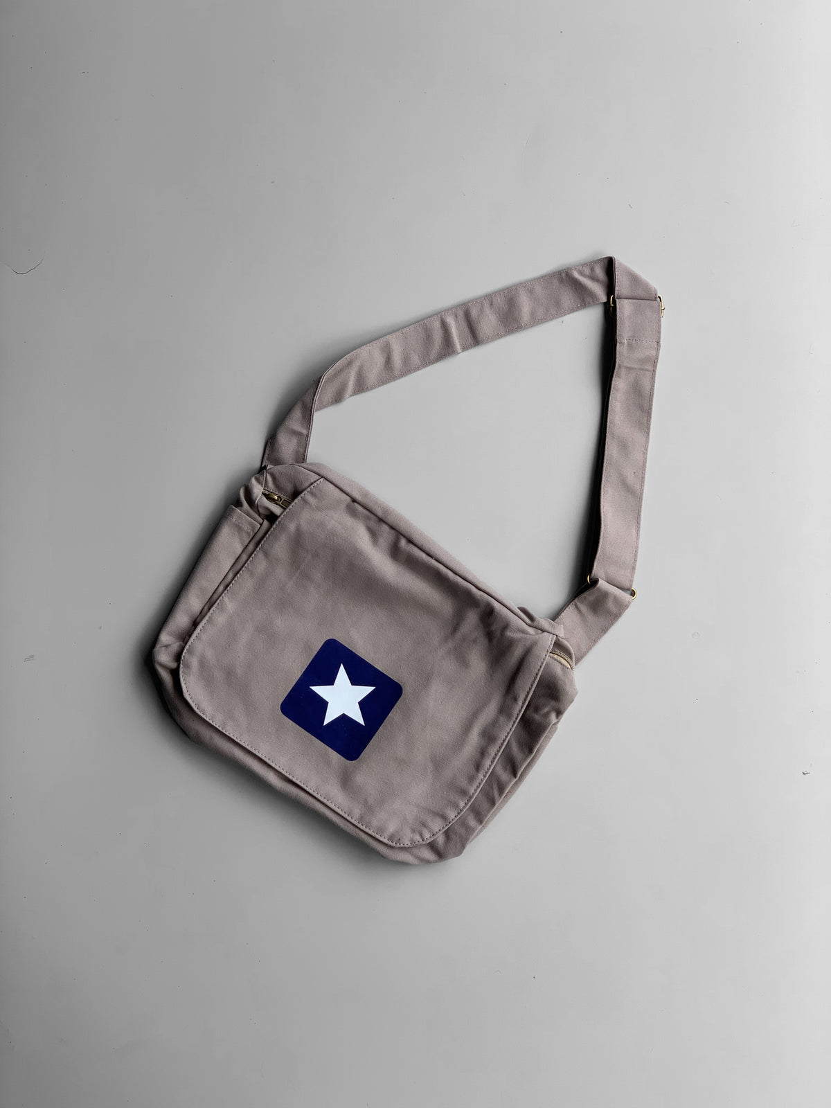 canvas star messenger bag
