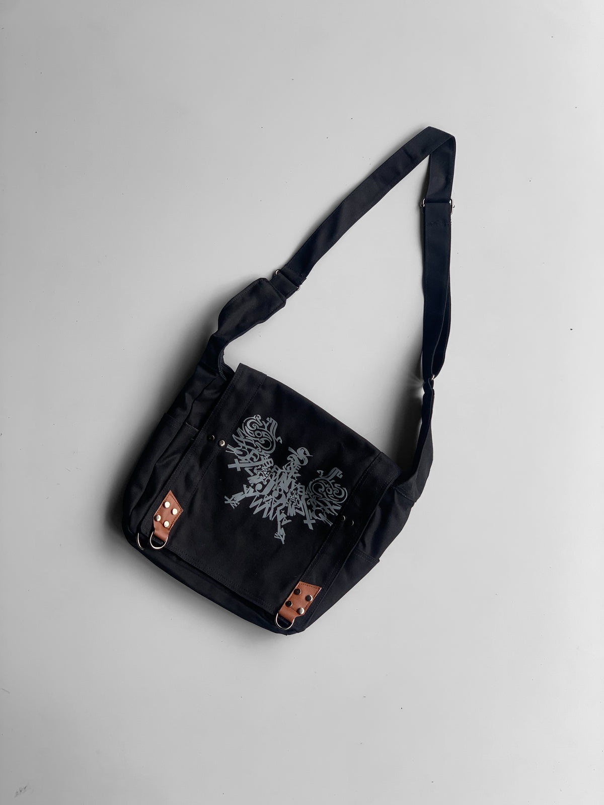 buy night owl messenger bag