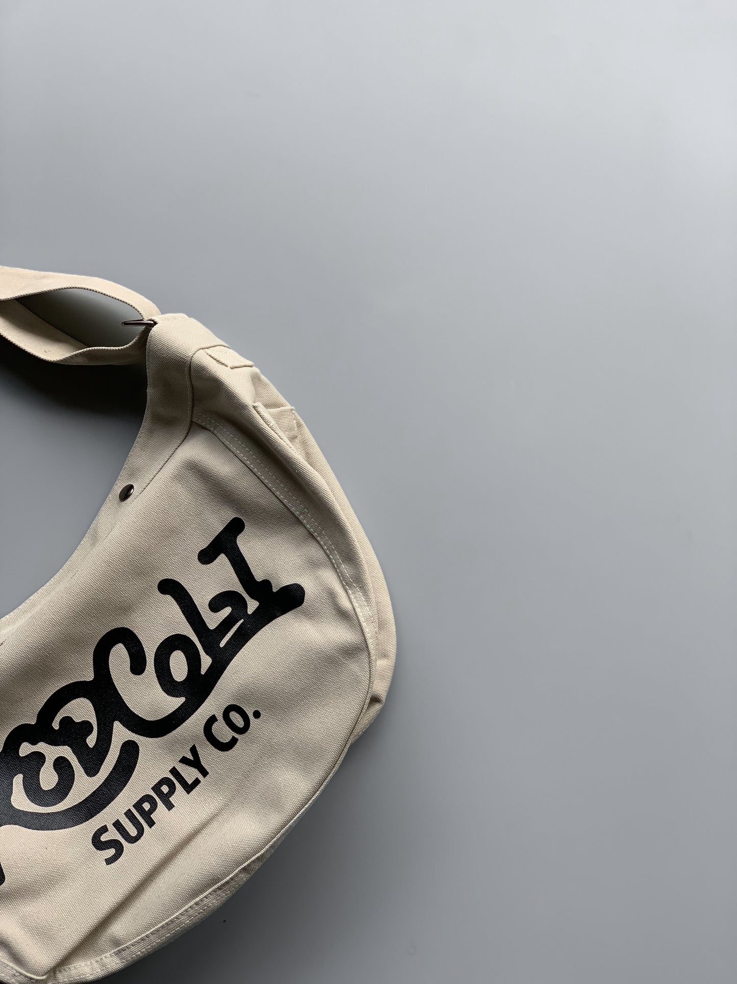 Redcolt Imp Messenger Bag