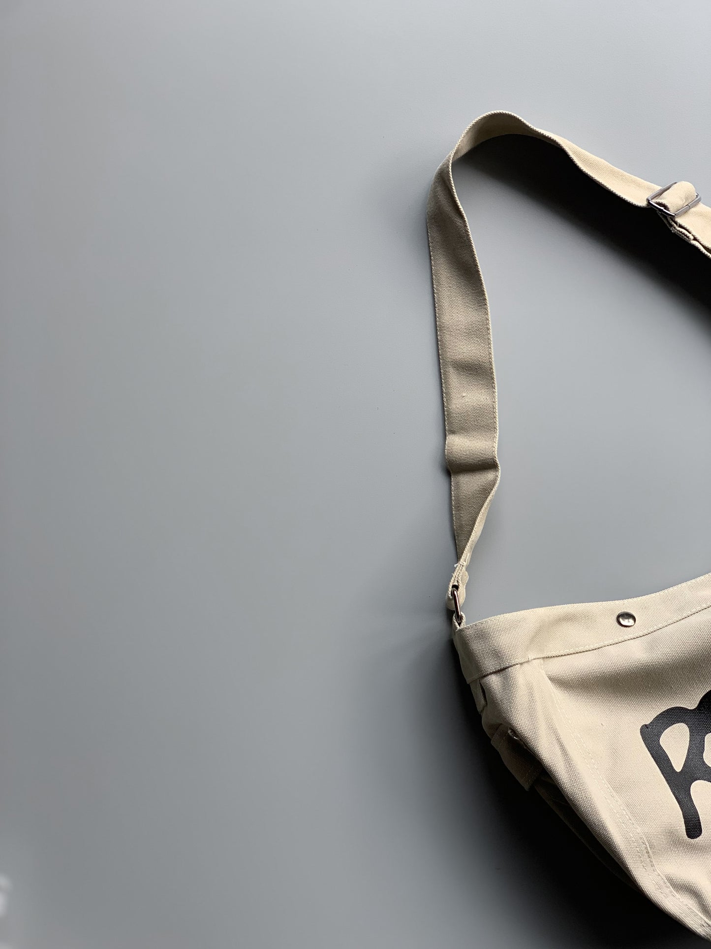 Redcolt Imp Messenger Bag