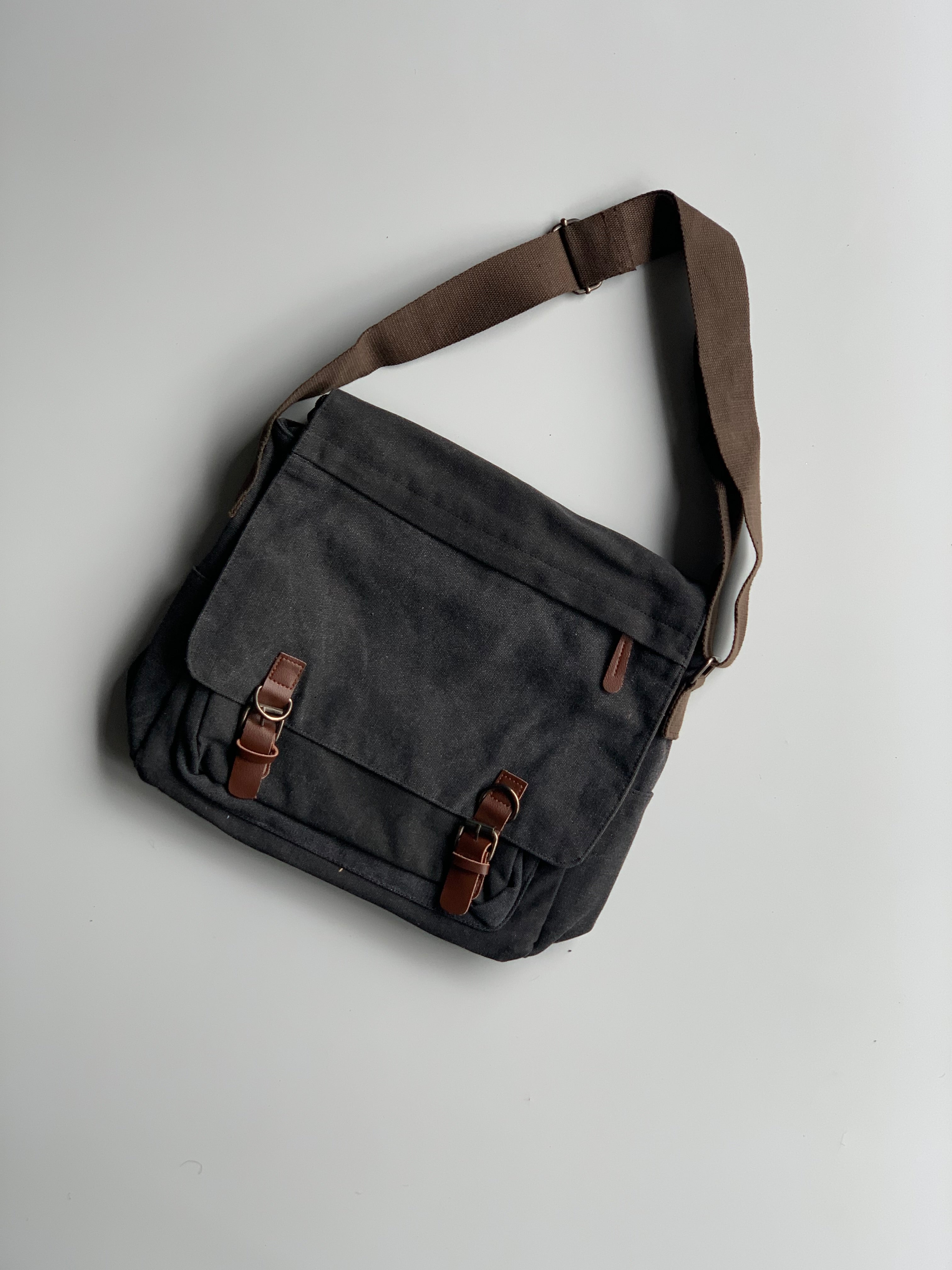 Mactso Messenger Bag