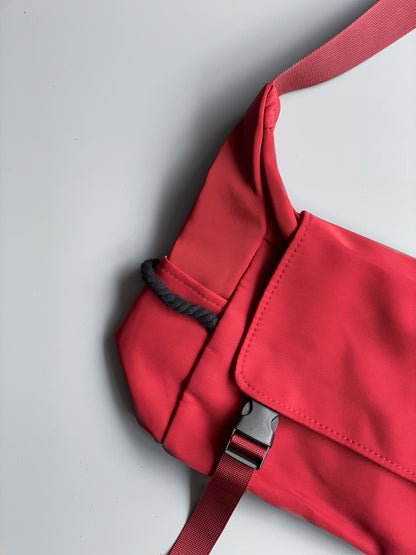 Milo Imp Messenger Bag