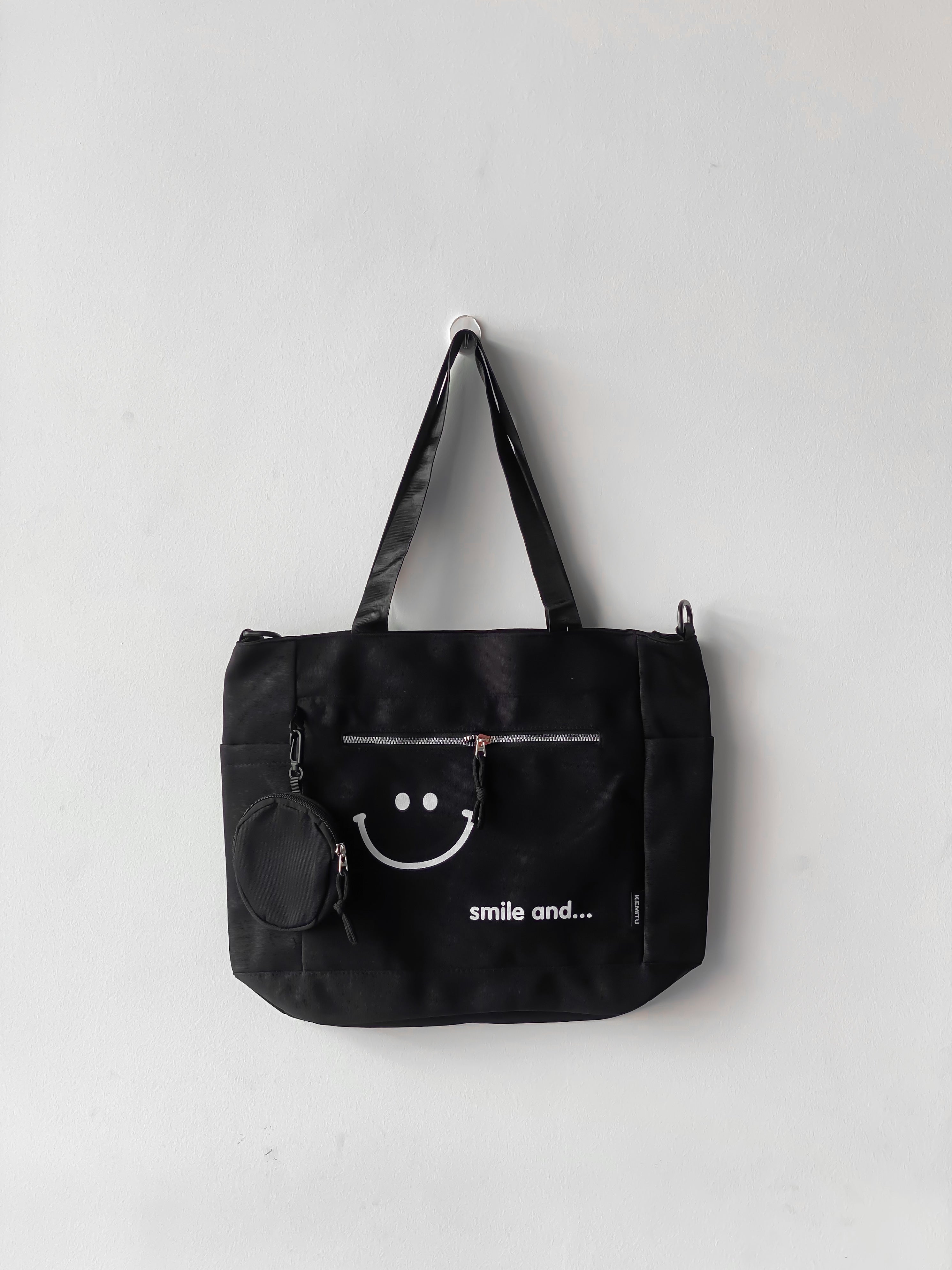 Rezio Black Tote
