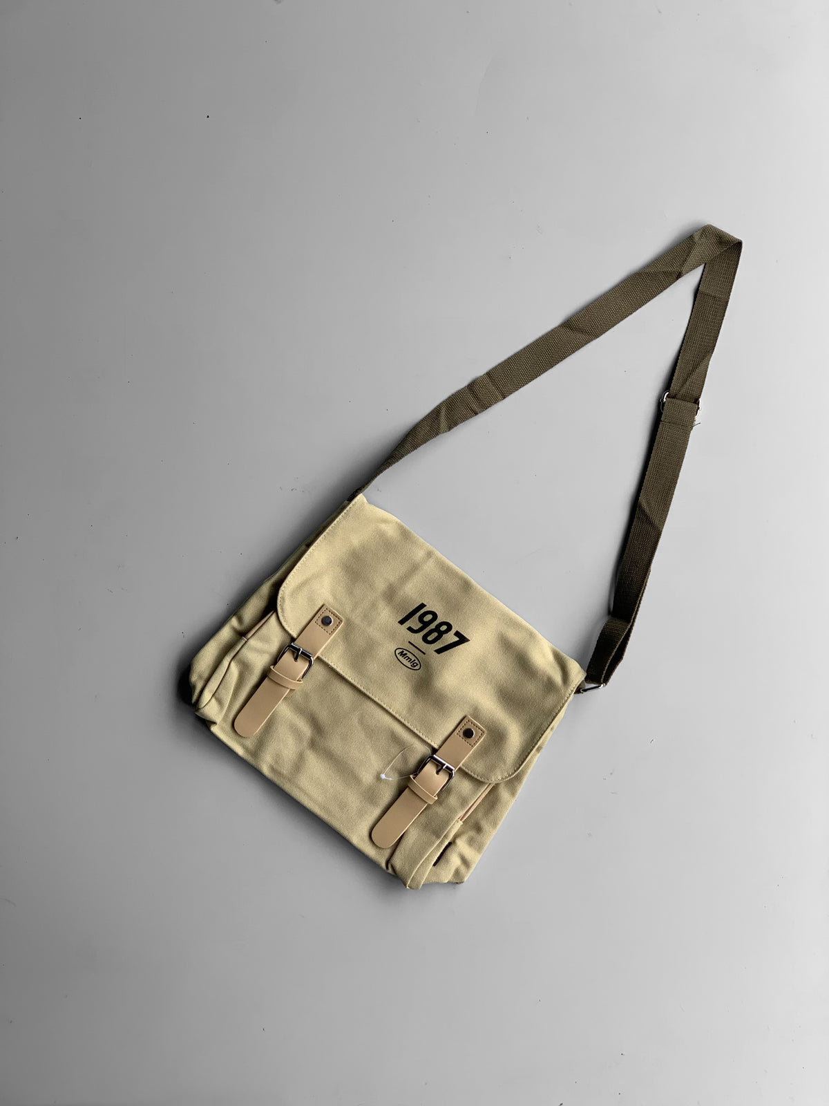 1987 Korean imp messenger bag