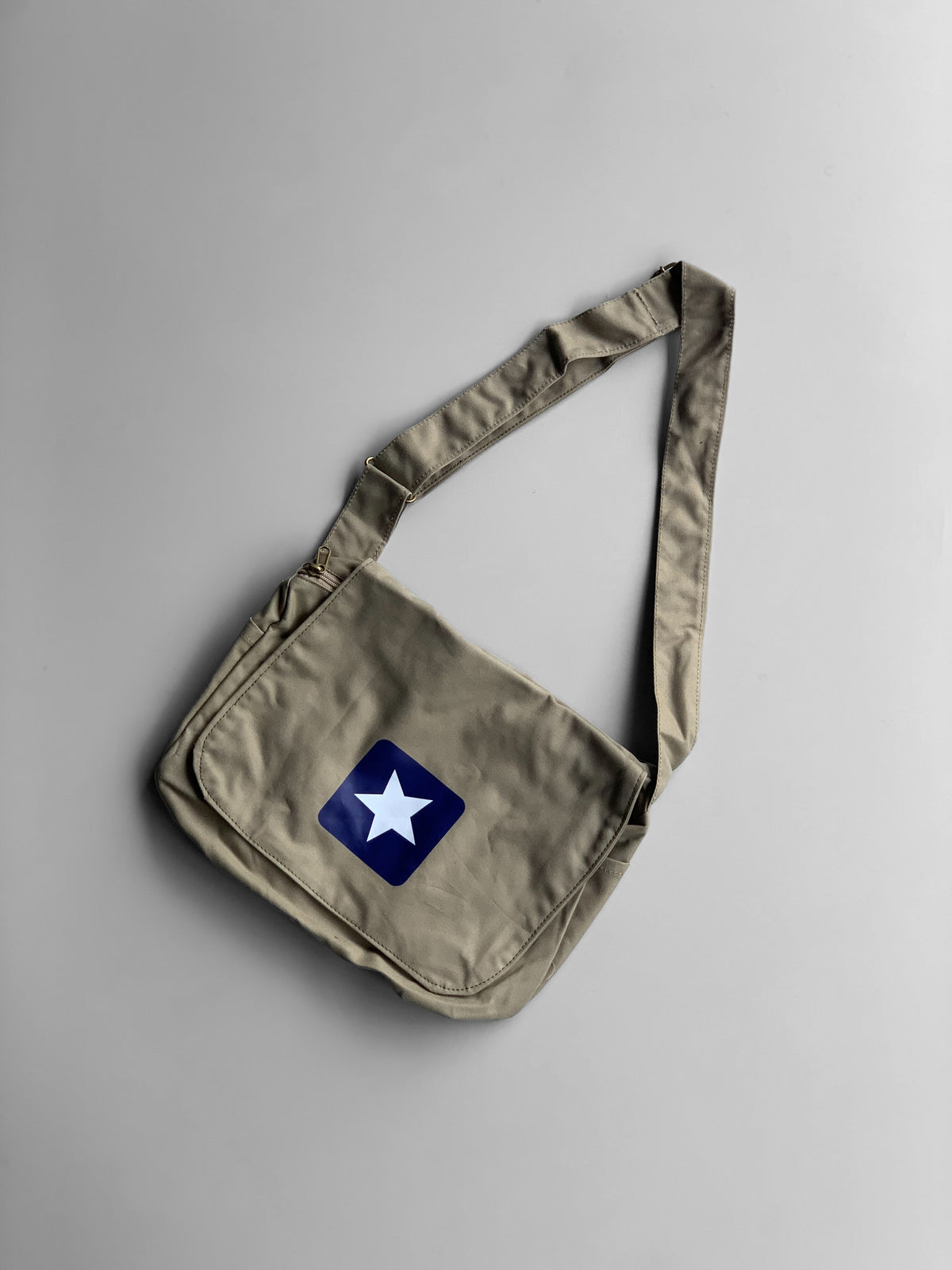 canvas star messenger bag
