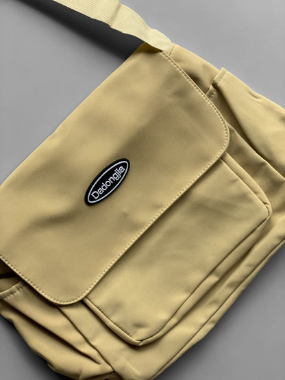 Dadongjia messenger bag