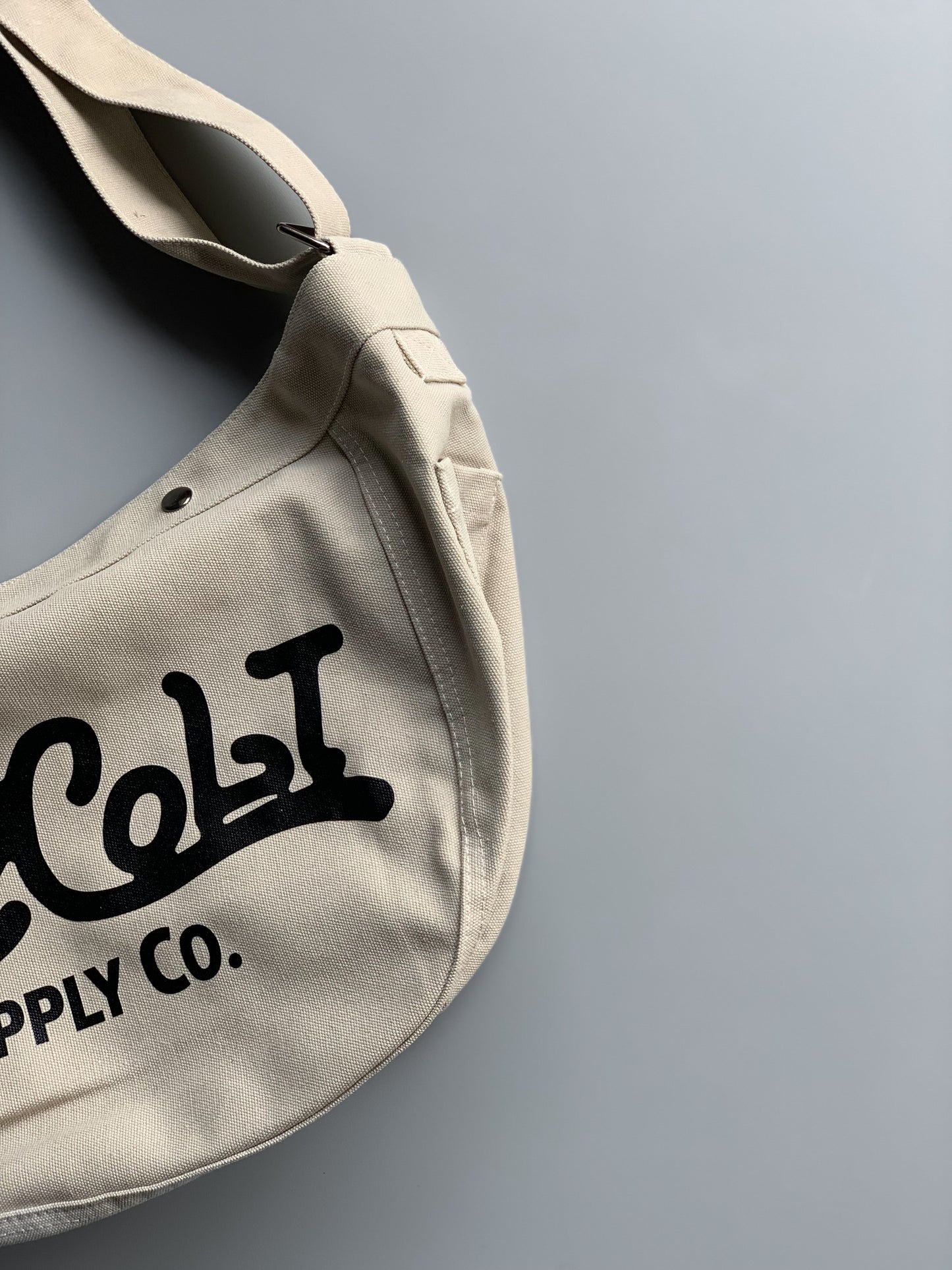 Redcolt Imp Messenger Bag