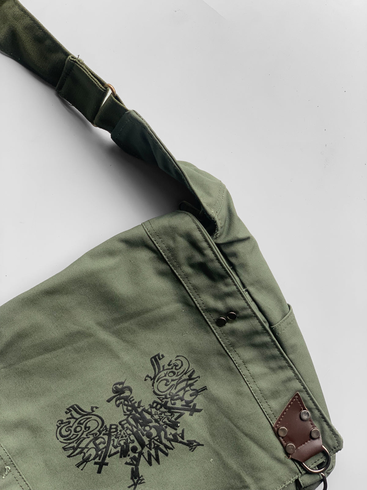 buy night owl messenger bag