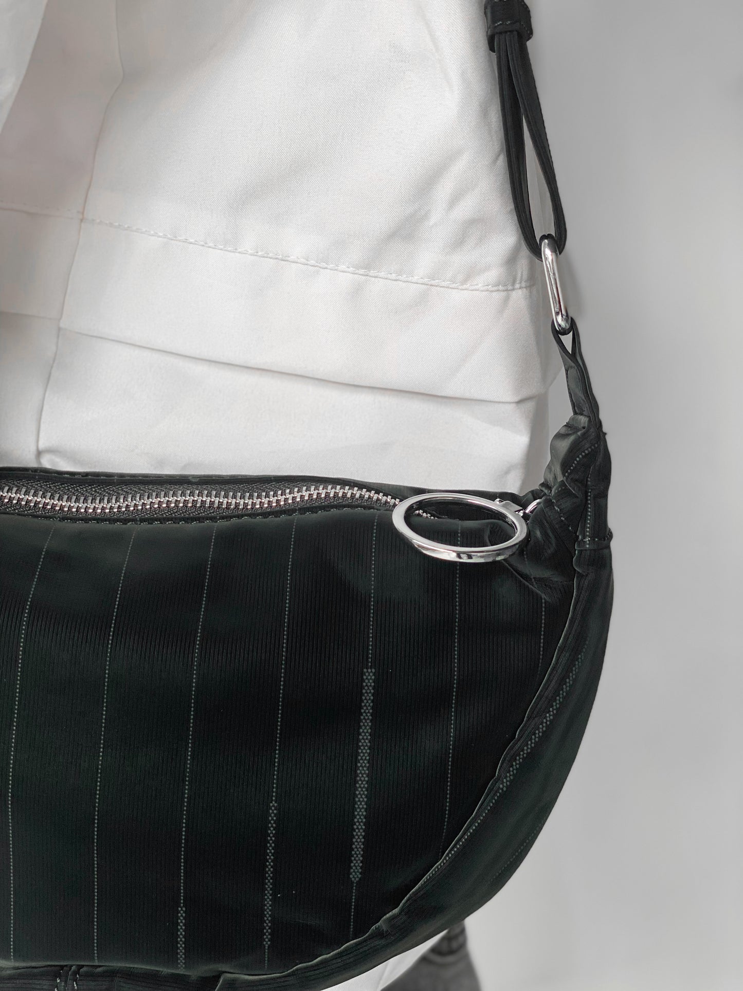 Eclora Premium quality Sling