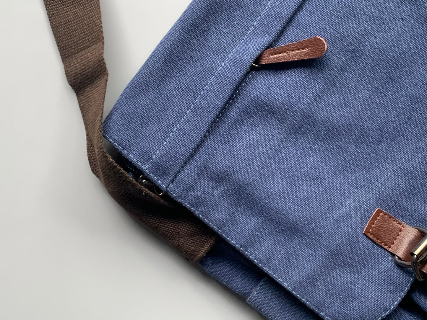 Mactso Messenger Bag