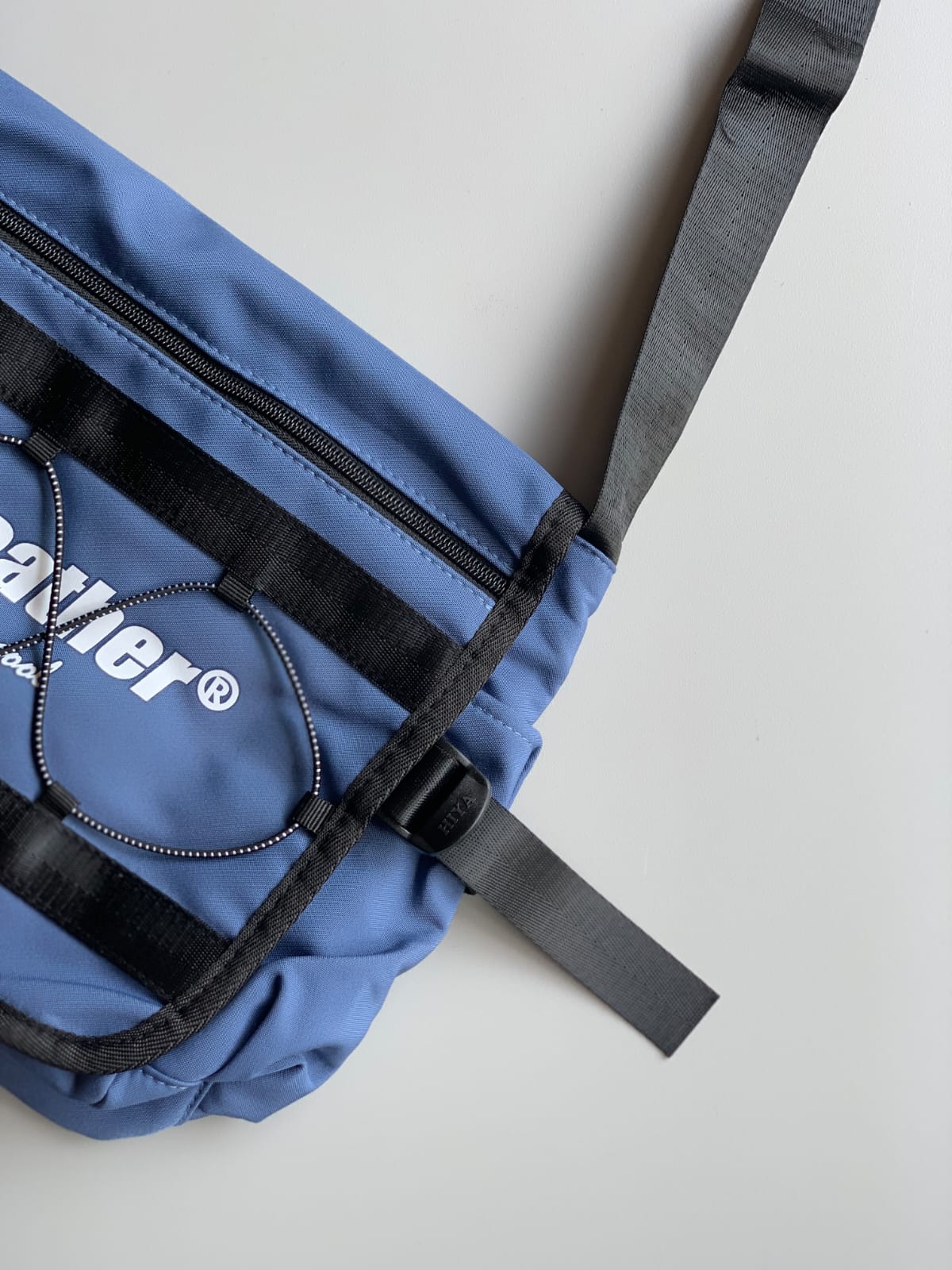 Three feather Messenger Bag