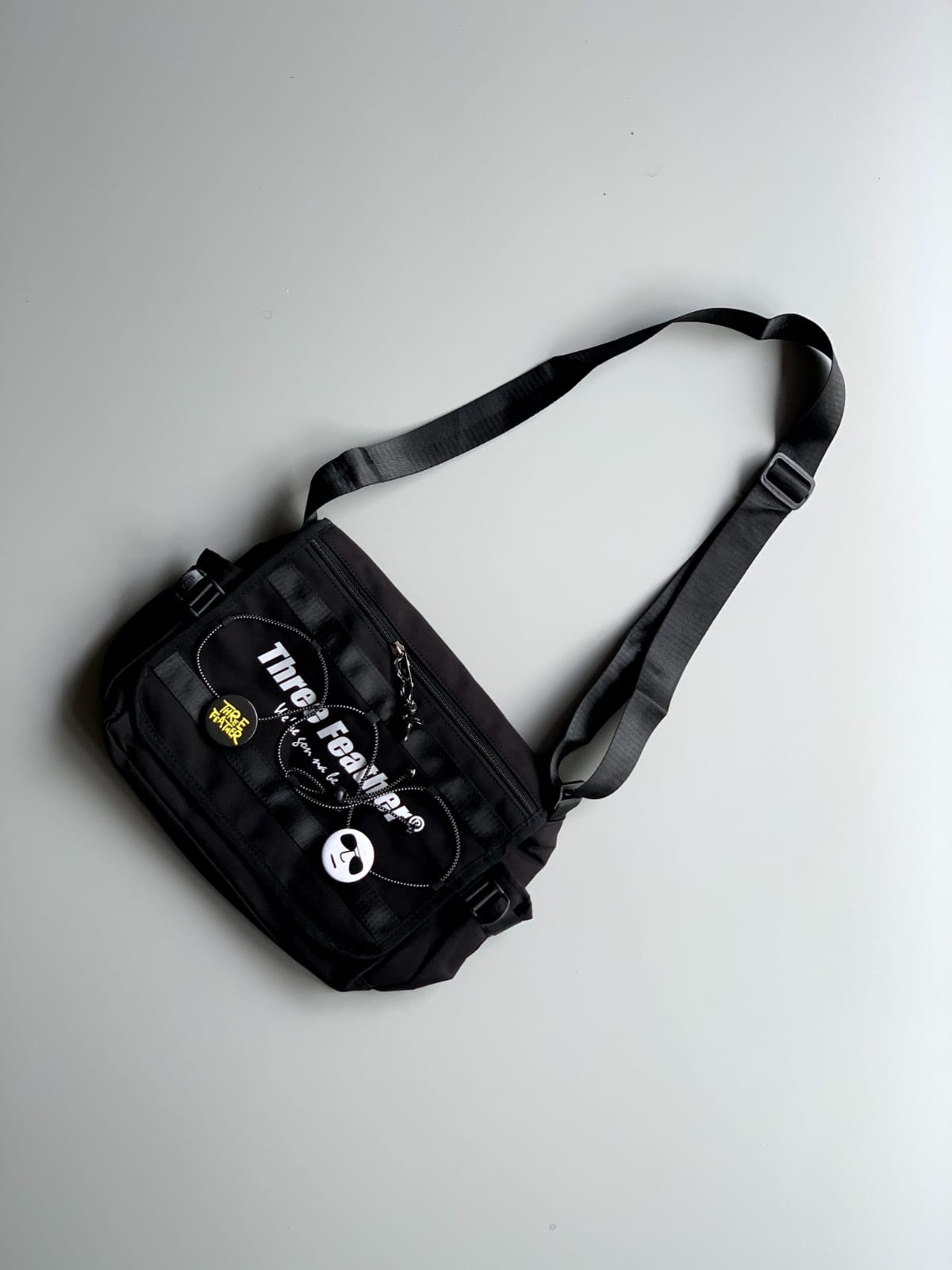 Three feather Messenger Bag